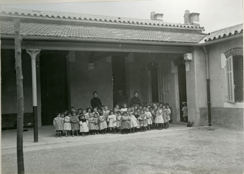 Anonyme. Types d'écoles communales, [1902-1908]. Archives municipales de Marseille, 66 Fi 69